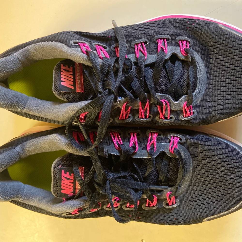Nike women shoes